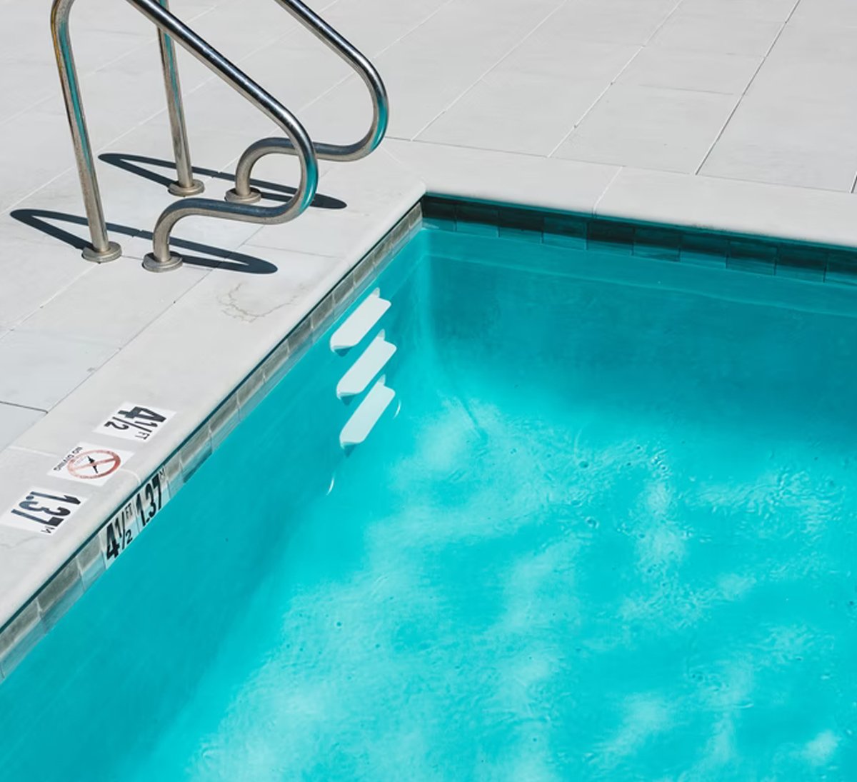 marriott-hotel-pools-nyc marriott hotel pools nyc