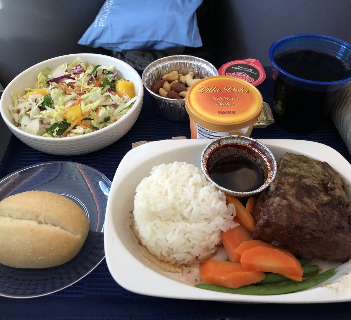 United_787_Polaris_Newark_Rome_Food United 787 Polaris Newark Rome Food